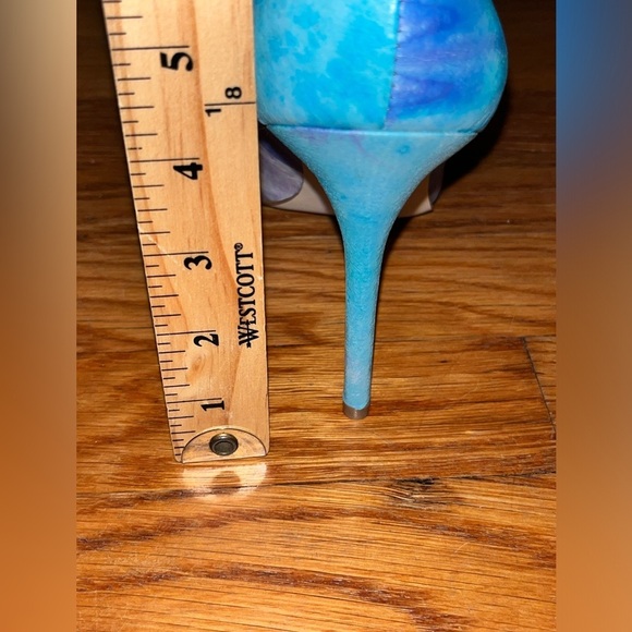 NIB Charles by Charles David stilettos size 9 tye die leather blue artsy fall - Picture 9 of 11